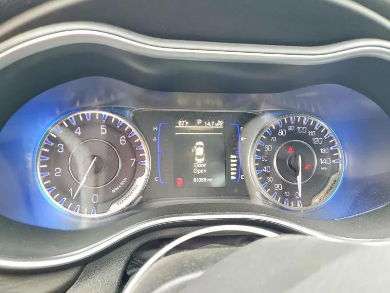 2016 CHRYSLER 200 LIMITED  
