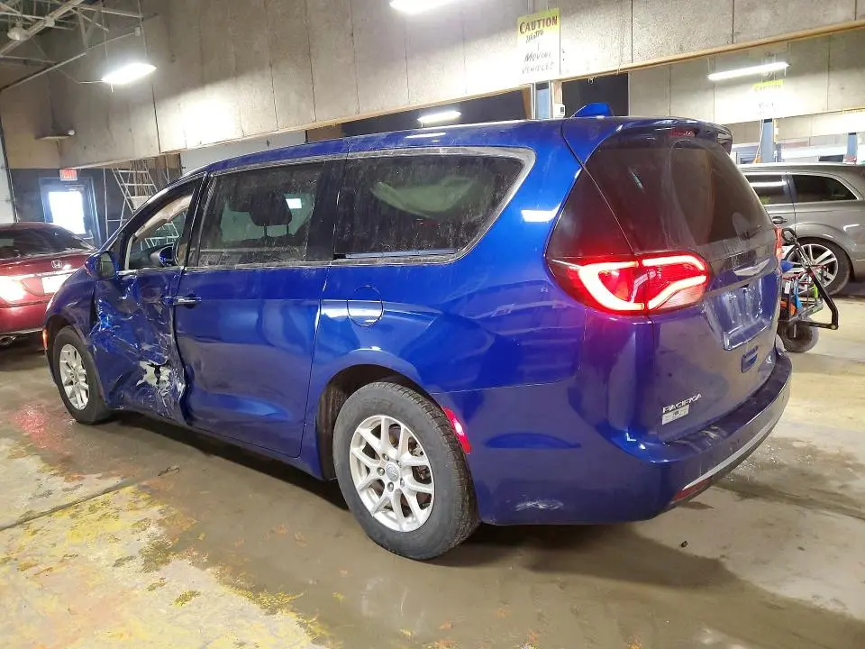 2020 CHRYSLER PACIFICA TOURING  
