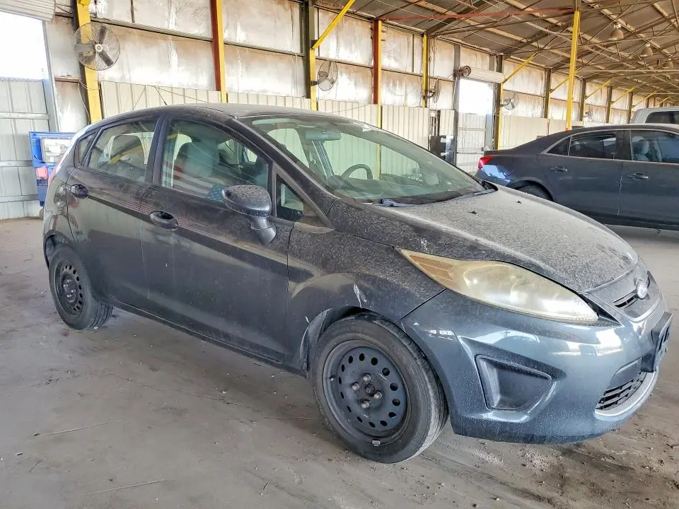 2011 FORD FIESTA SE  
