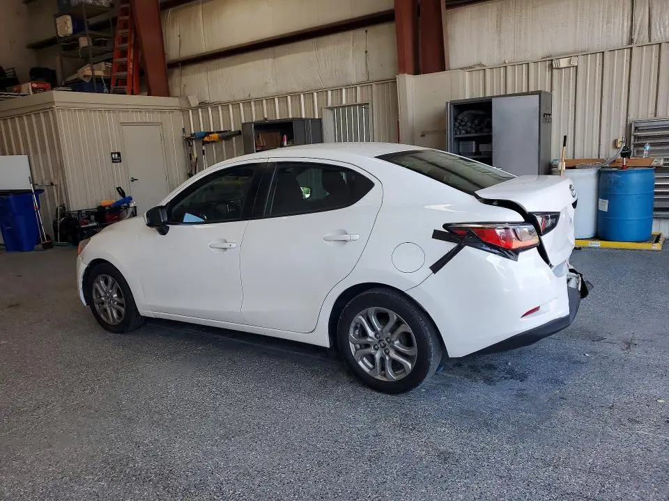 2018 TOYOTA YARIS IA BASE  