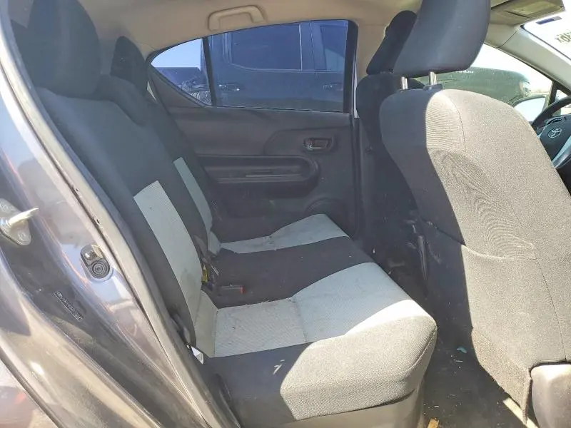 2016 TOYOTA PRIUS C TWO  