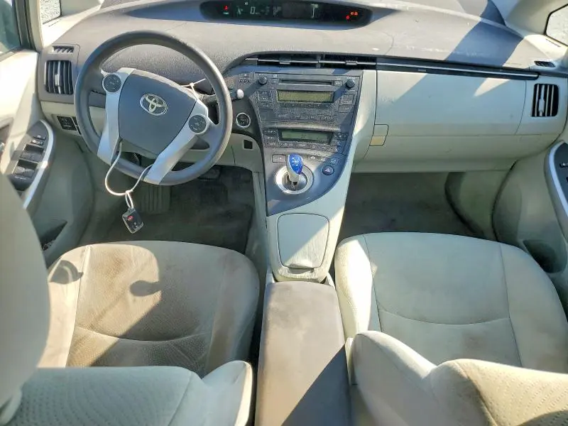 2010 TOYOTA PRIUS II  
