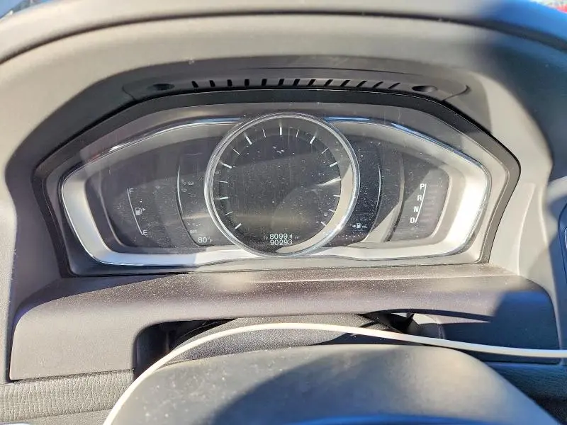 2017 VOLVO XC60 T6 DYNAMIC  