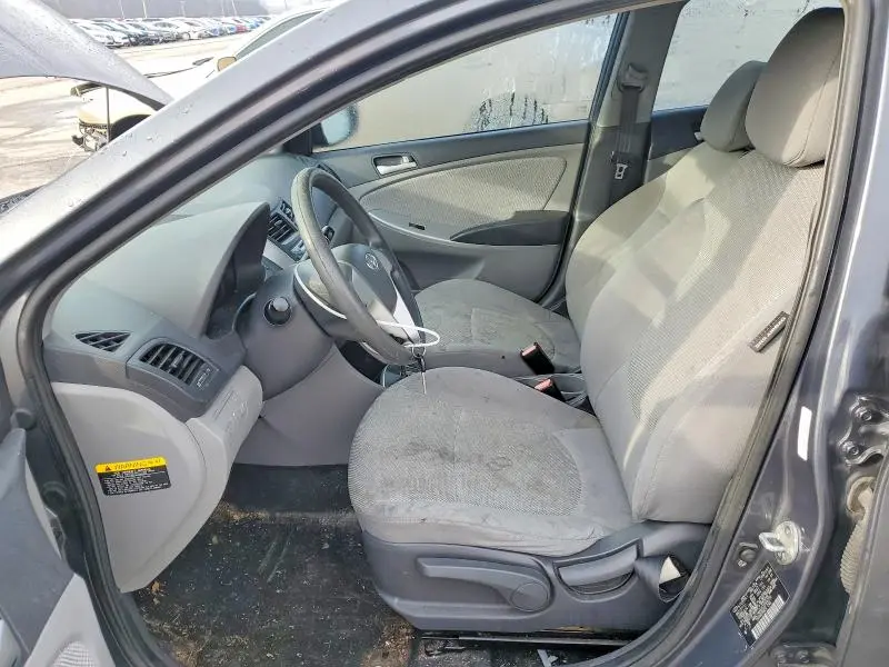 2012 HYUNDAI ACCENT GLS  