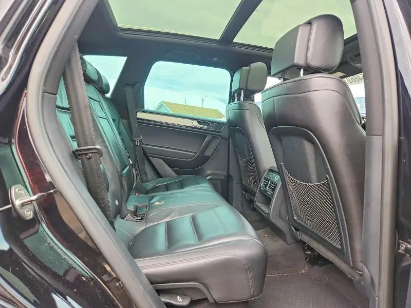 2017 VOLKSWAGEN TOUAREG WOLFSBURG  
