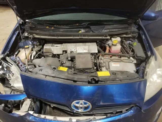 2011 TOYOTA PRIUS   