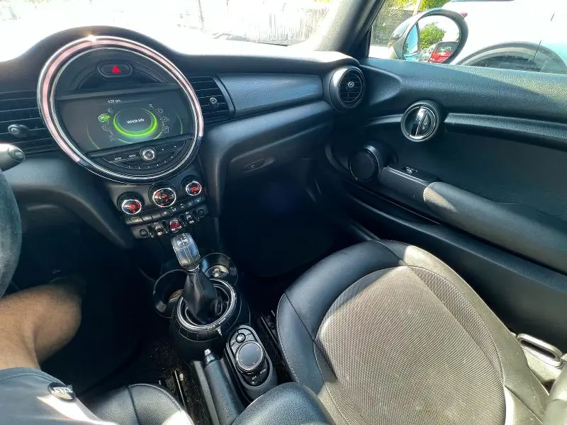 2016 MINI COOPER   