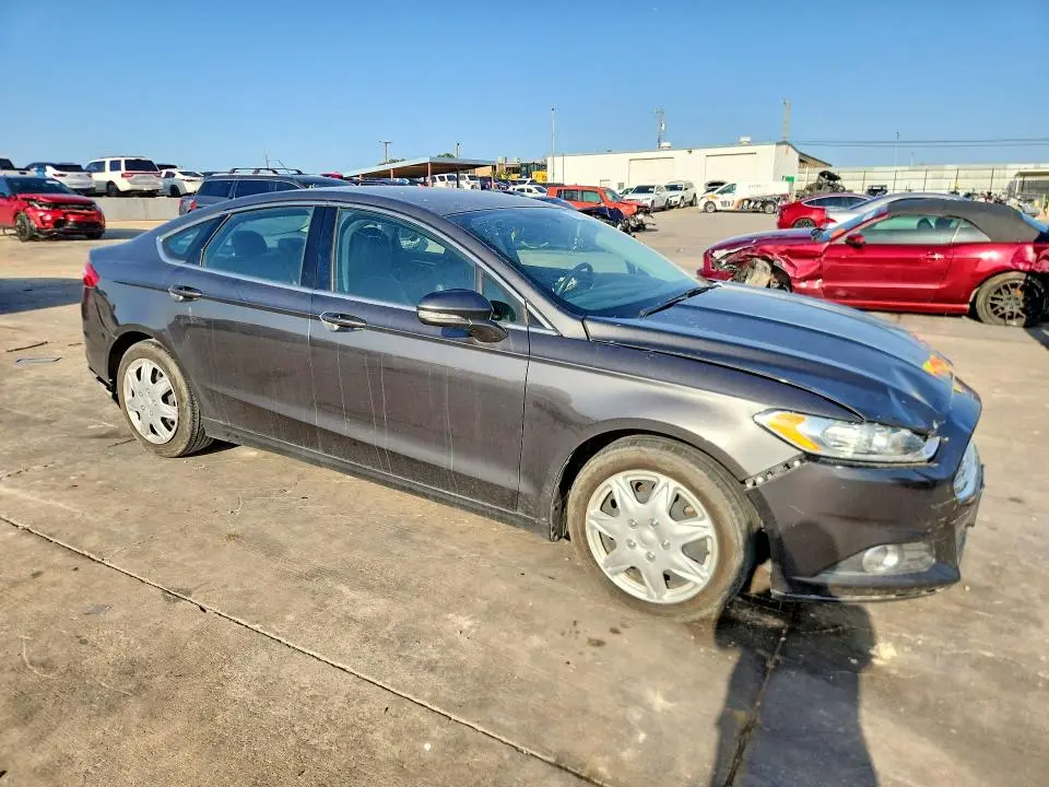 2016 FORD FUSION SE  