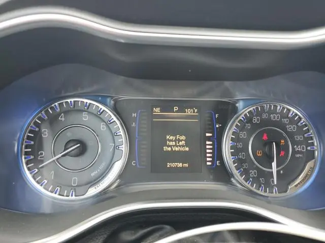 2016 CHRYSLER 200 LIMITED  