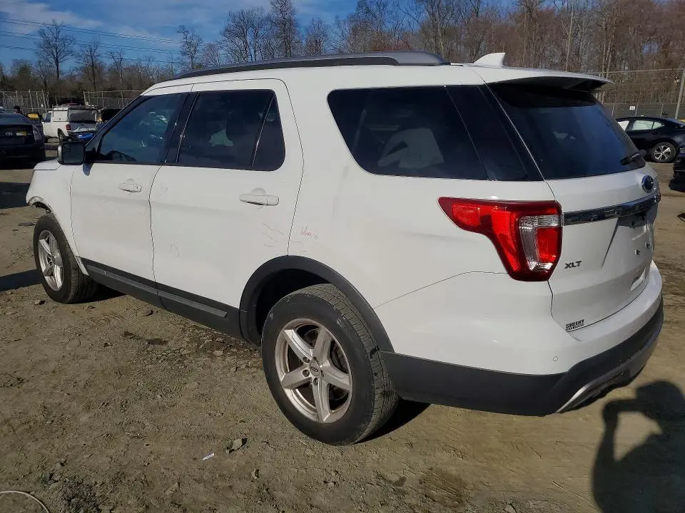 2016 FORD EXPLORER XLT  