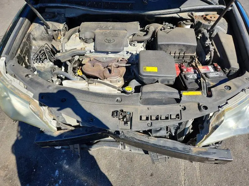 2012 TOYOTA CAMRY XLE  