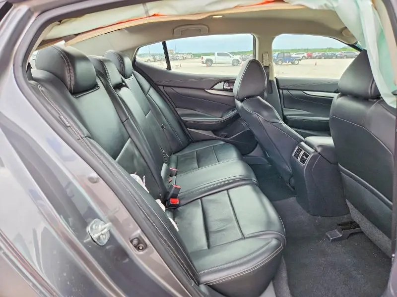 2020 NISSAN MAXIMA SV  