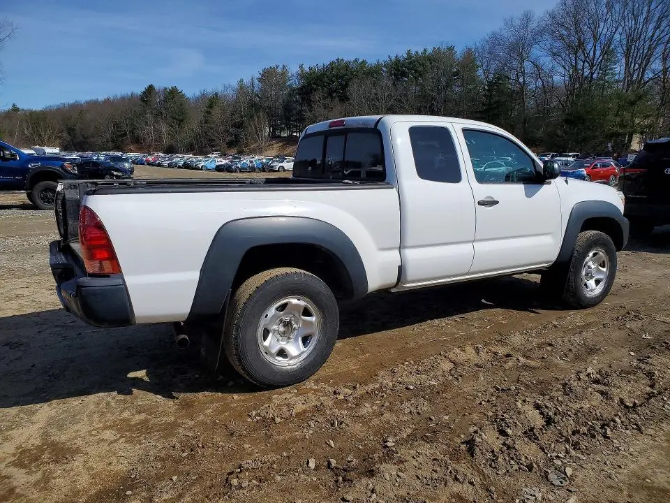 2015 TOYOTA TACOMA BASE  