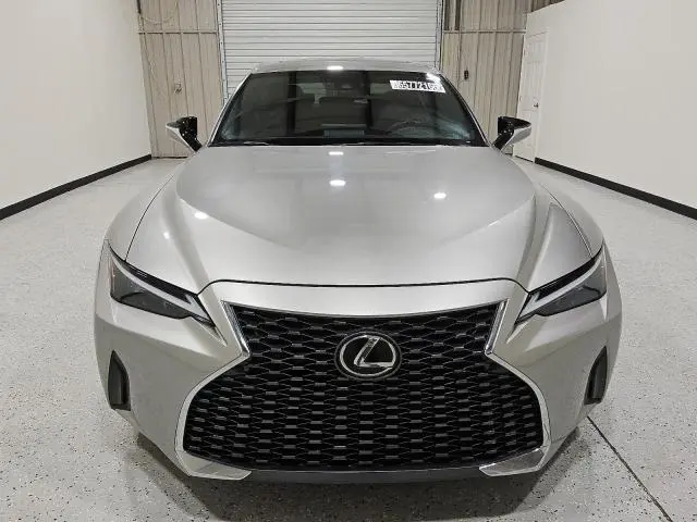 2021 LEXUS IS 300