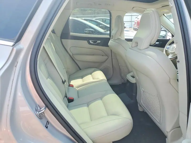 2022 VOLVO XC60 T8 RECHARGE INSCRIPTION EXPRESS  