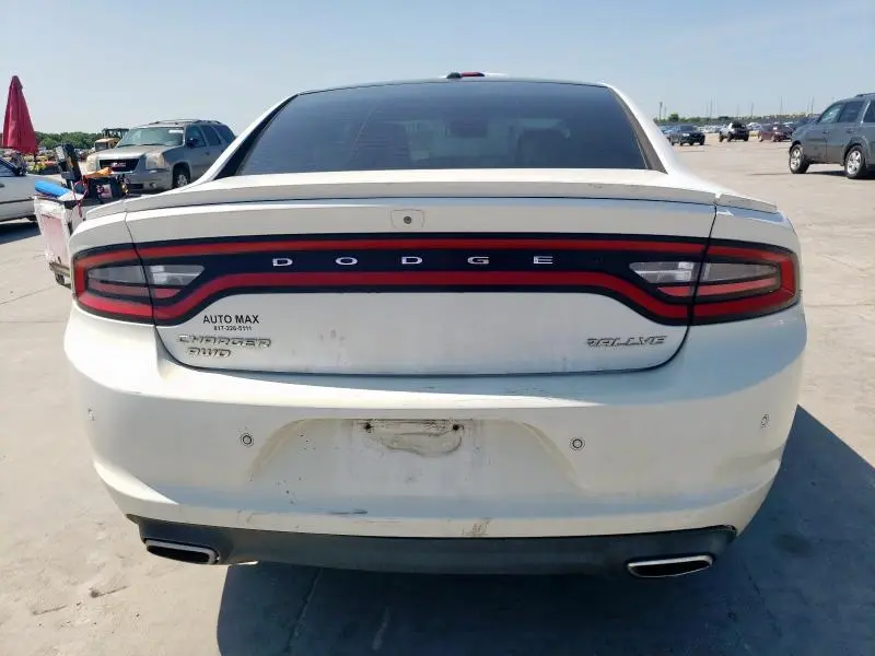 2015 DODGE CHARGER SXT  