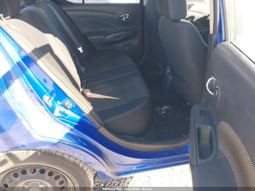 2017 NISSAN VERSA 1.6 SV