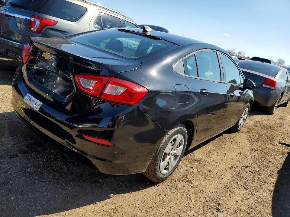 2018 CHEVROLET CRUZE LS  