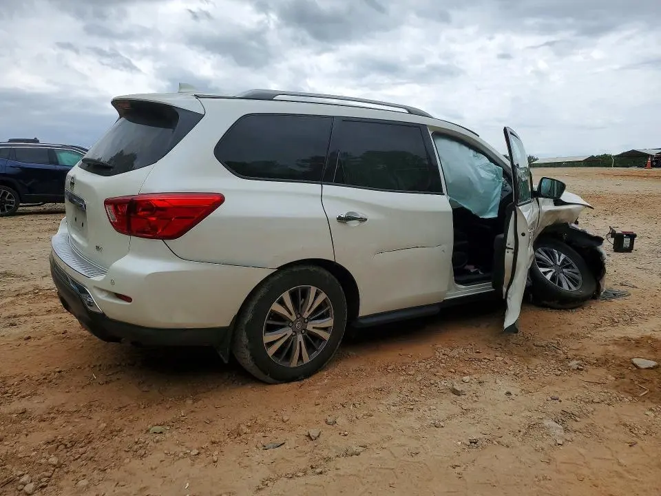 2020 NISSAN PATHFINDER SV  