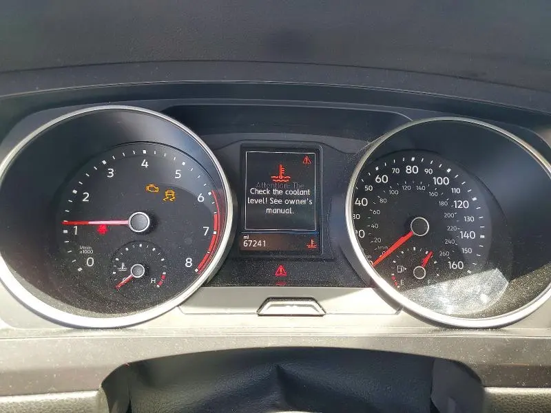 2020 VOLKSWAGEN TIGUAN SE  