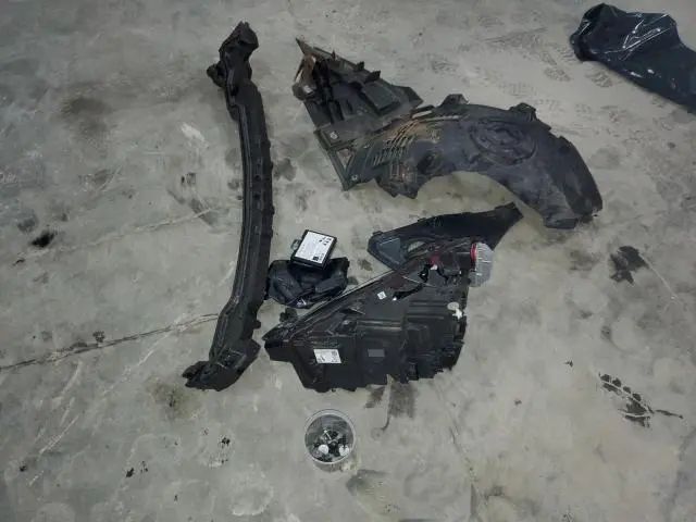 2021 MERCEDES-BENZ GLA 250 4MATIC  