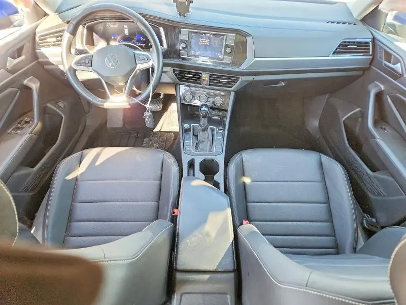 2024 VOLKSWAGEN JETTA SE  