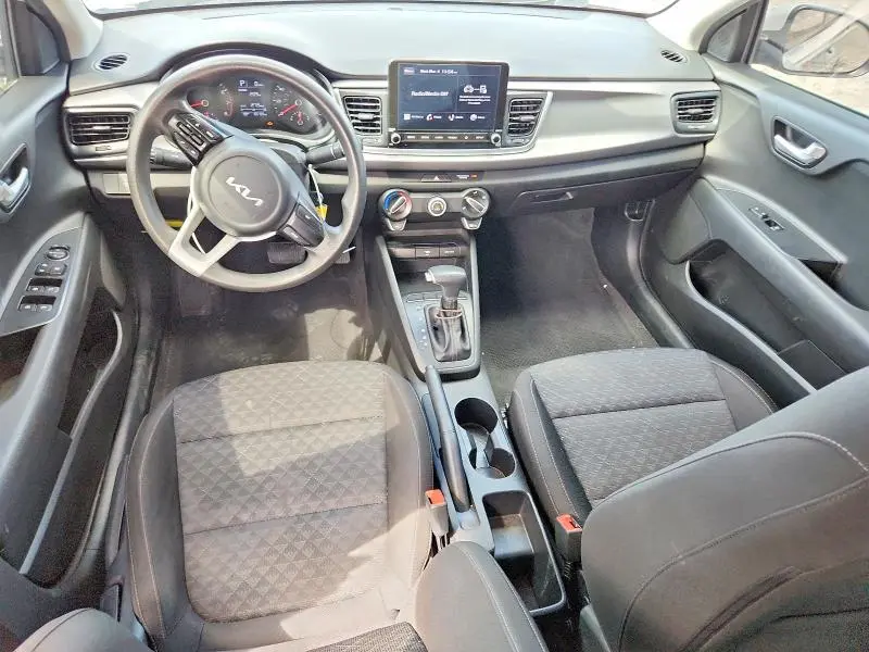 2022 KIA RIO LX  
