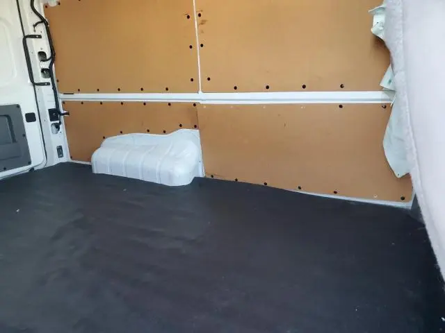 2018 NISSAN NV 2500 S  