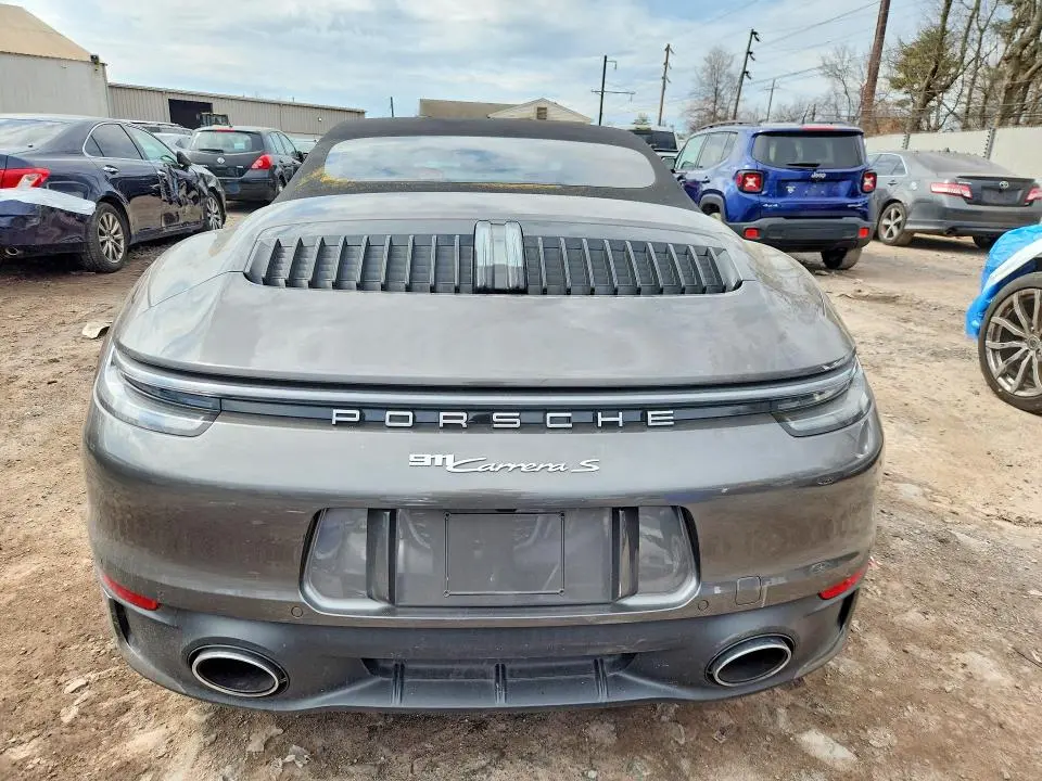 2022 PORSCHE 911   