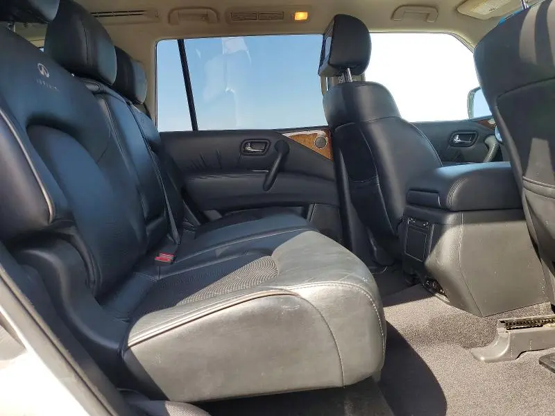 2011 INFINITI QX56 BASE  