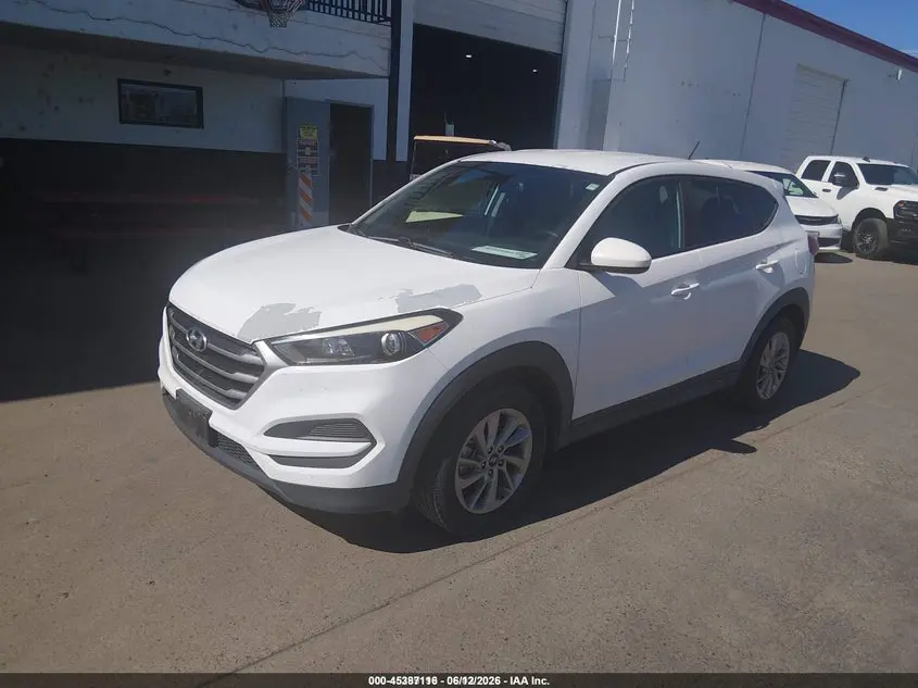 2018 HYUNDAI TUCSON SE