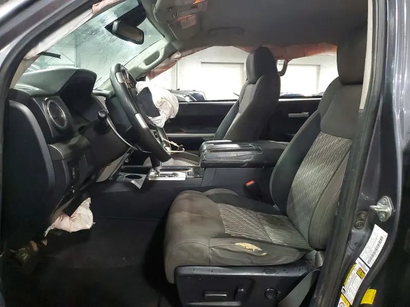 2019 TOYOTA TUNDRA SR5  