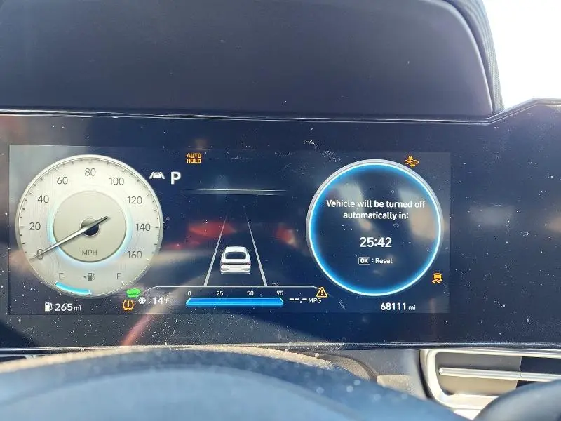 2022 HYUNDAI ELANTRA LIMITED  