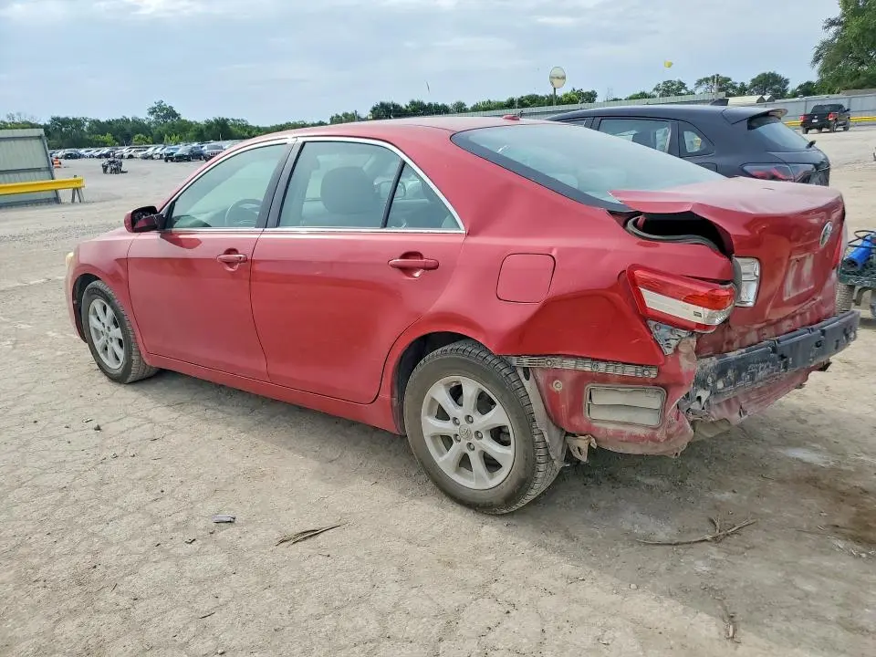 2010 TOYOTA CAMRY LE  