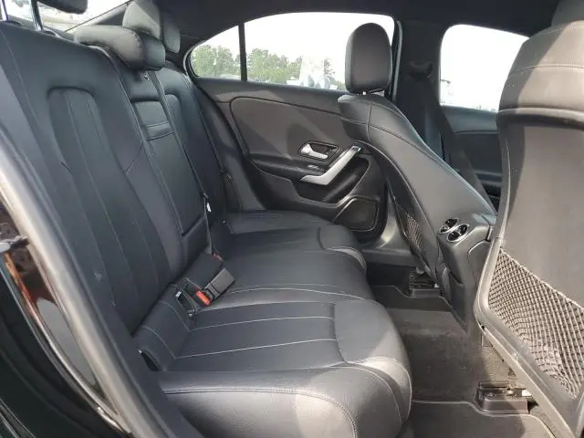 2019 MERCEDES-BENZ A 220 4MATIC  