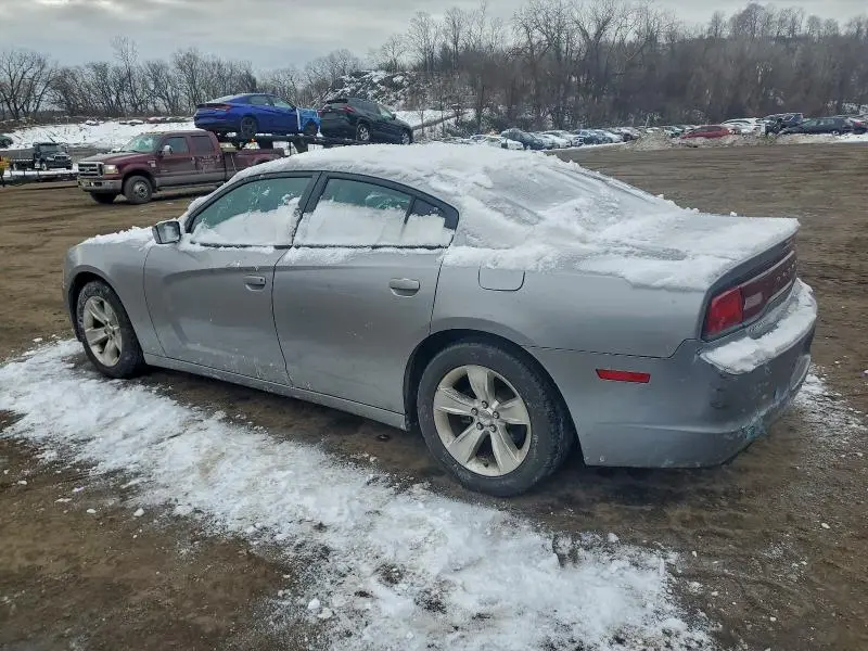 2013 DODGE CHARGER SE  