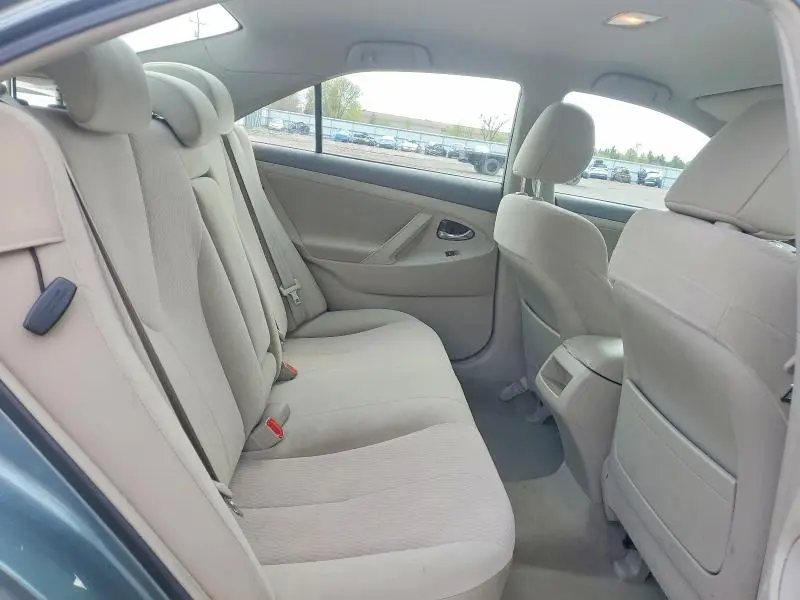 2011 TOYOTA CAMRY LE  