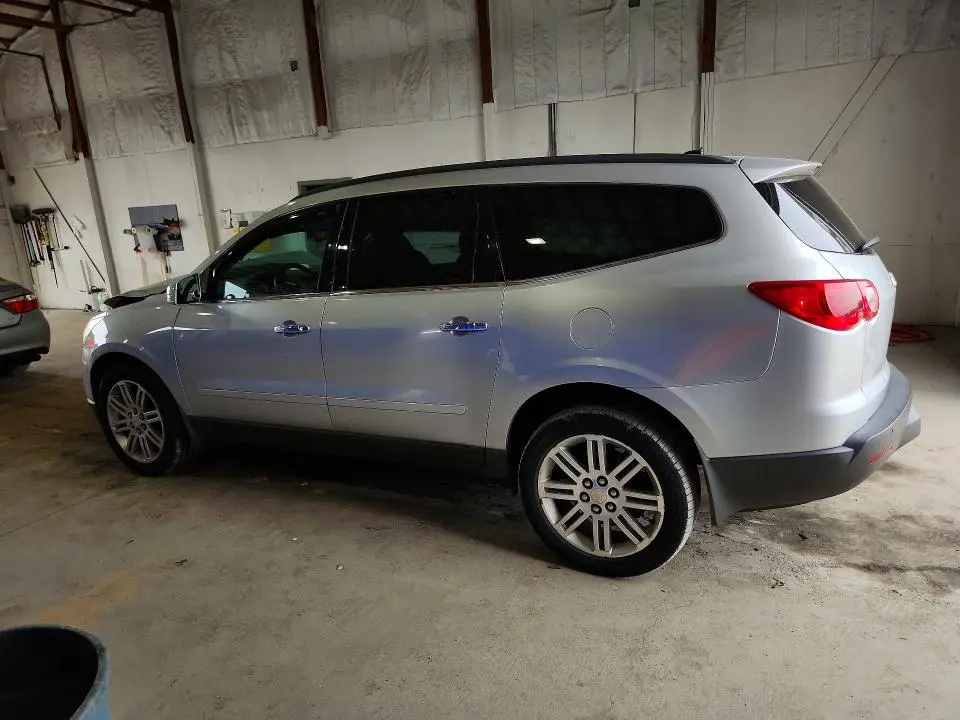 2012 CHEVROLET TRAVERSE LT  