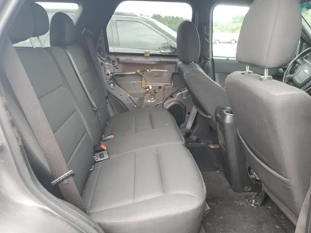 2010 FORD ESCAPE XLT  