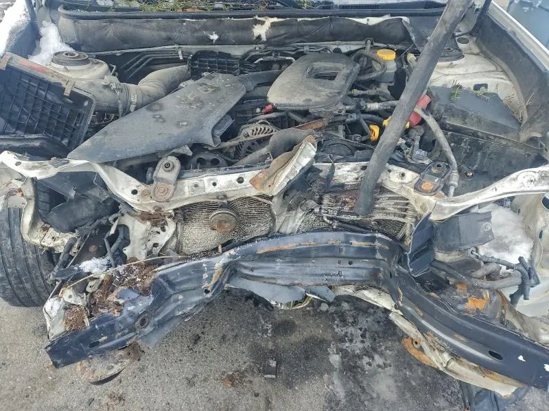 2010 SUBARU OUTBACK 2.5I LIMITED  