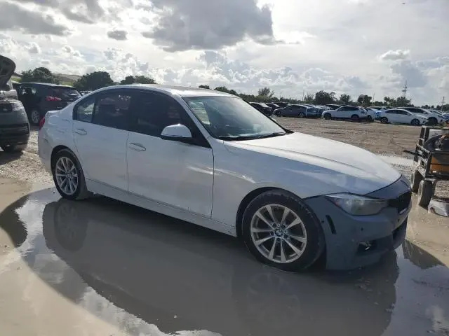 2017 BMW 320 I  