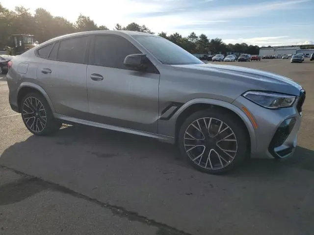 2021 BMW X6 M  