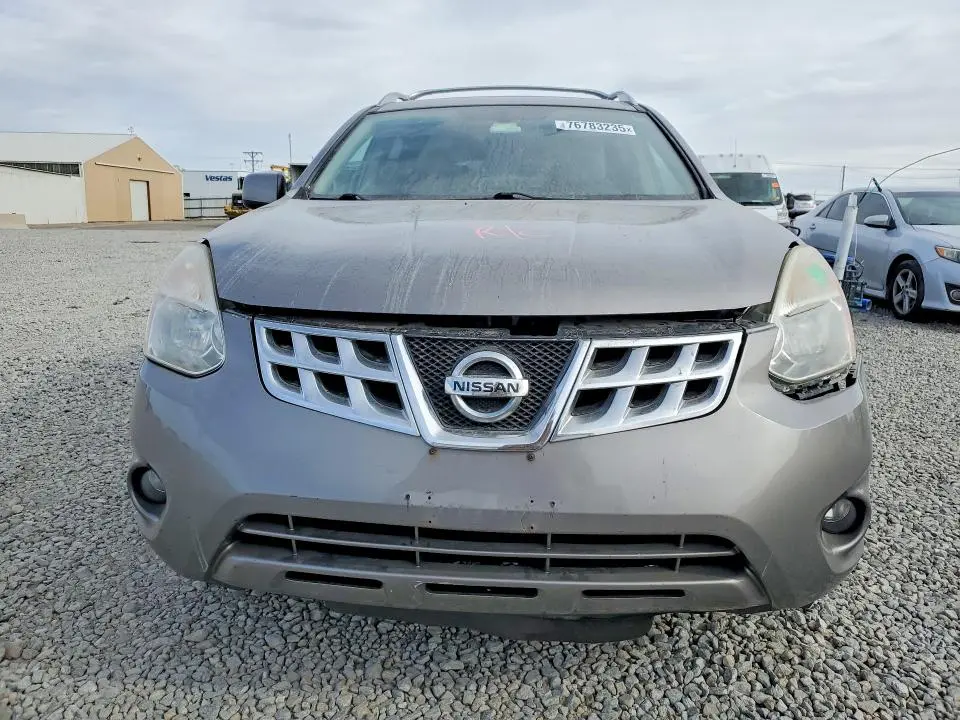 2011 NISSAN ROGUE S  