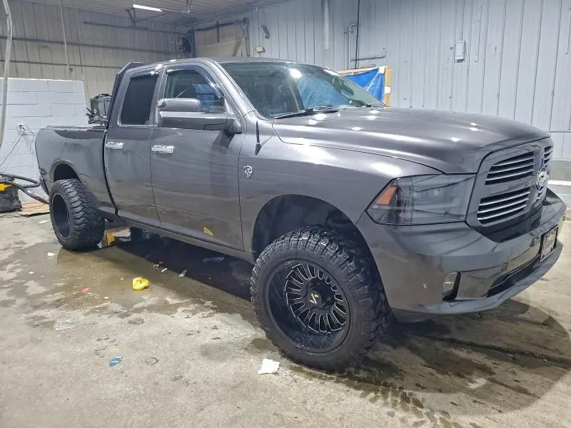 2014 RAM 1500 ST  