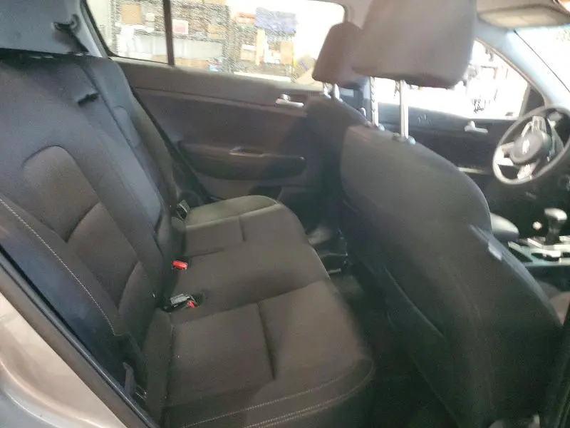 2022 KIA SPORTAGE LX  