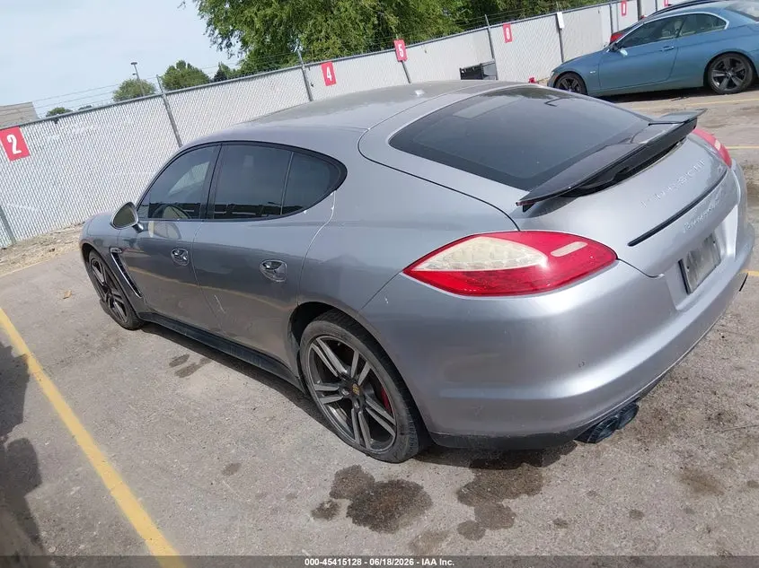2013 PORSCHE PANAMERA GTS