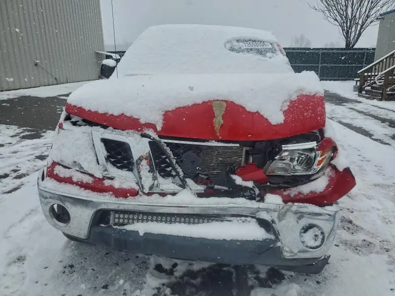 2010 NISSAN FRONTIER CREW CAB SE  