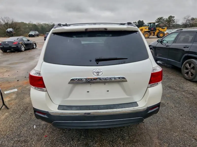 2013 TOYOTA HIGHLANDER LIMITED  