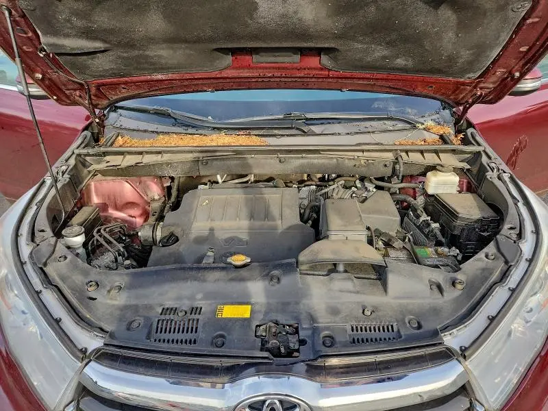 2014 TOYOTA HIGHLANDER XLE  