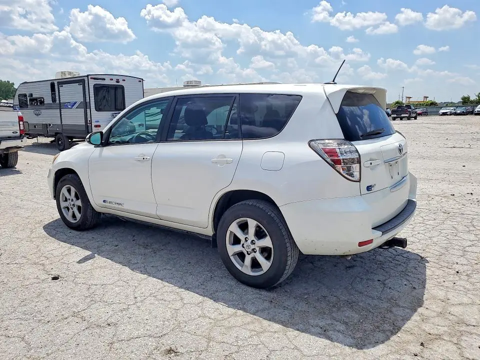 2013 TOYOTA RAV4 EV BASE  